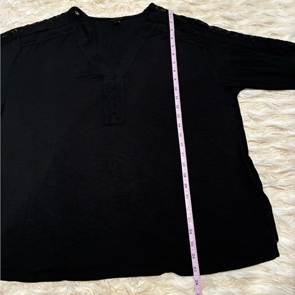 Torrid Black Top with Crochet Lace Accents, Soft, Stretchy, V-Neck Size 1X - Picture 12 of 13